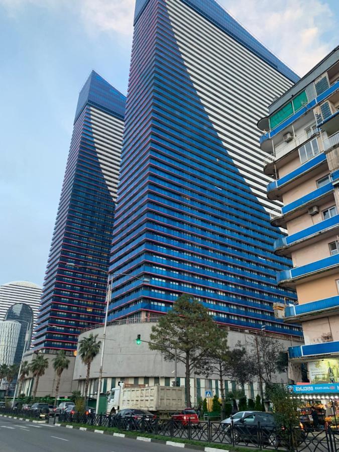 Orbi City Aparthotel Sea View Batumi Exterior foto