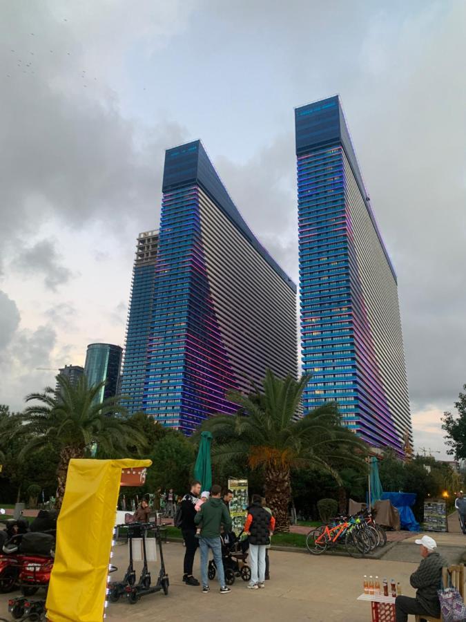 Orbi City Aparthotel Sea View Batumi Exterior foto