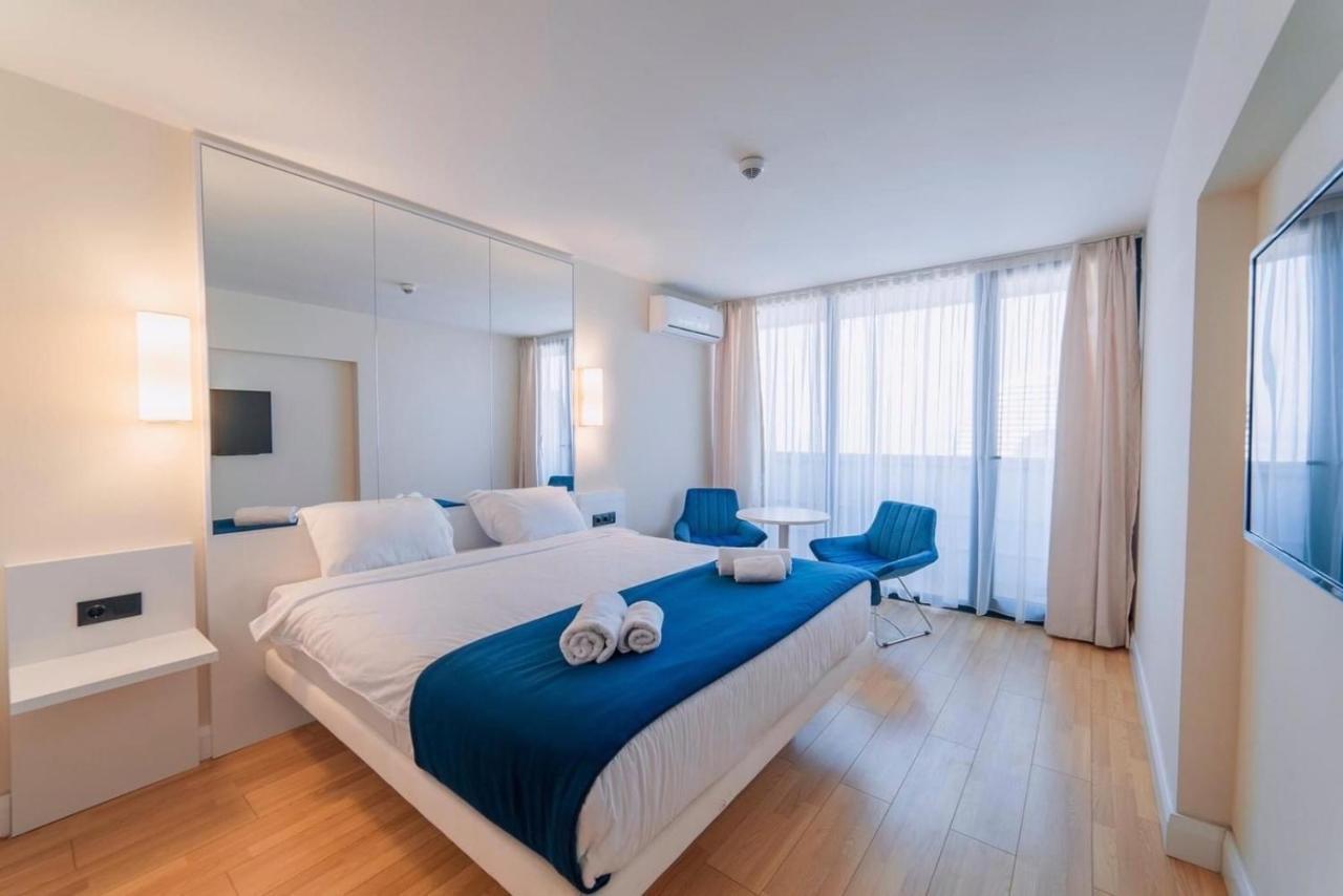 Orbi City Aparthotel Sea View Batumi Exterior foto