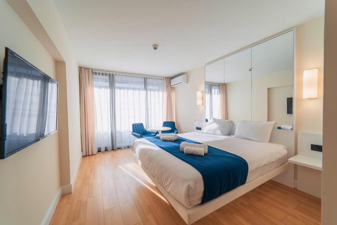Orbi City Aparthotel Sea View Batumi Exterior foto